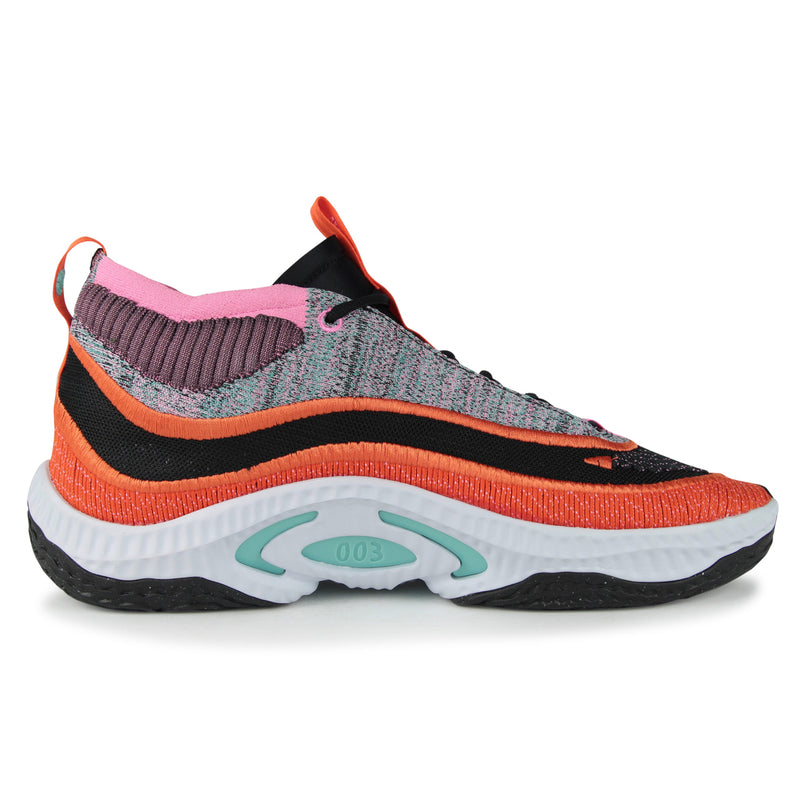 Nike Cosmic Unity 3