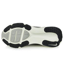 Nike Vomero 18 Shoes (Color: black/summit white)