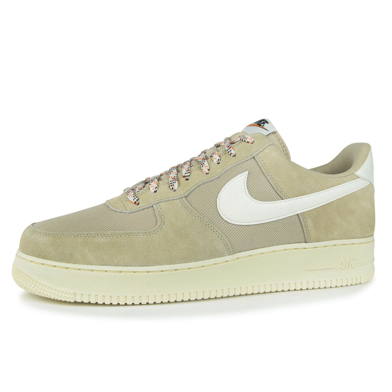 Nike Air Force 1 '07 LV8
