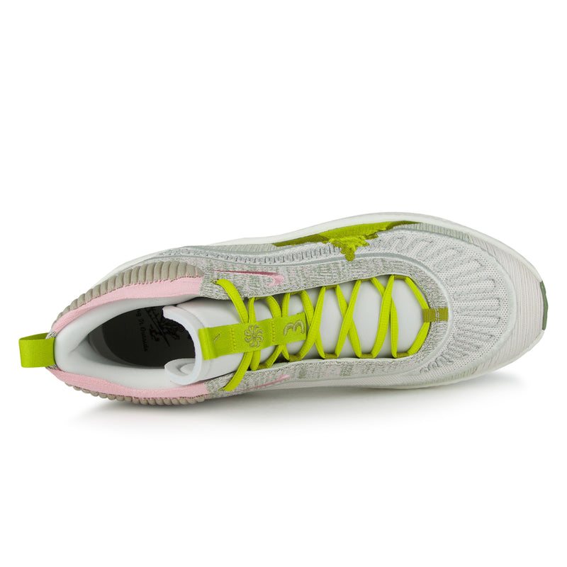 Nike Cosmic Unity 3